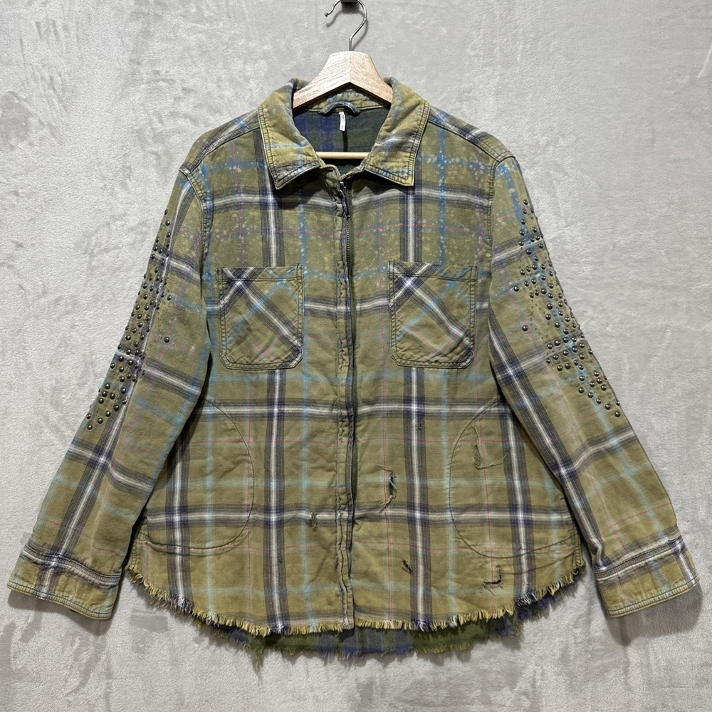 Free‎ People Washed & Destructed Women's S Plaid Studded Fringe Ripped Shacket